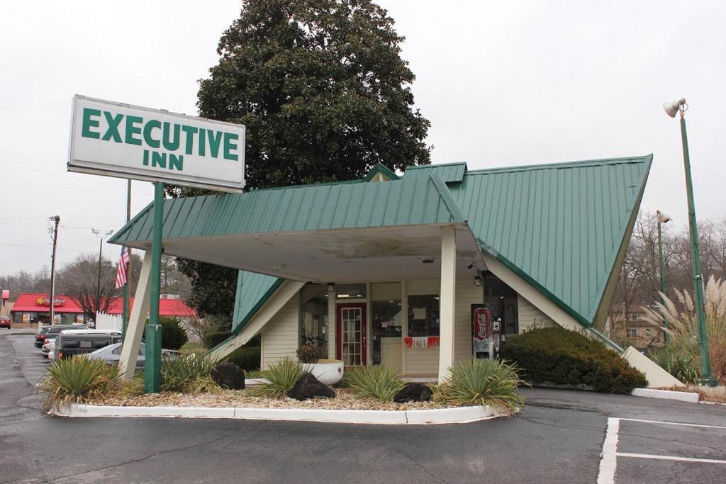 Executive Inn - Ноксвилл Экстерьер фото
